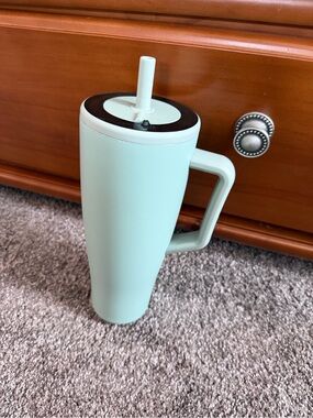 BRUMATE 40oz Sage Green Tumbler